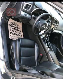 نيسان ماكسيما